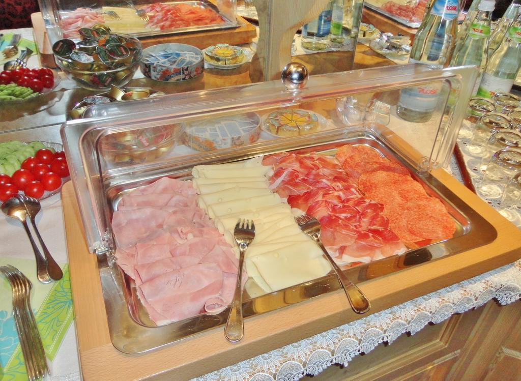 Bed and Breakfast Garni Crepaz Selva di Val Gardena Zewnętrze zdjęcie