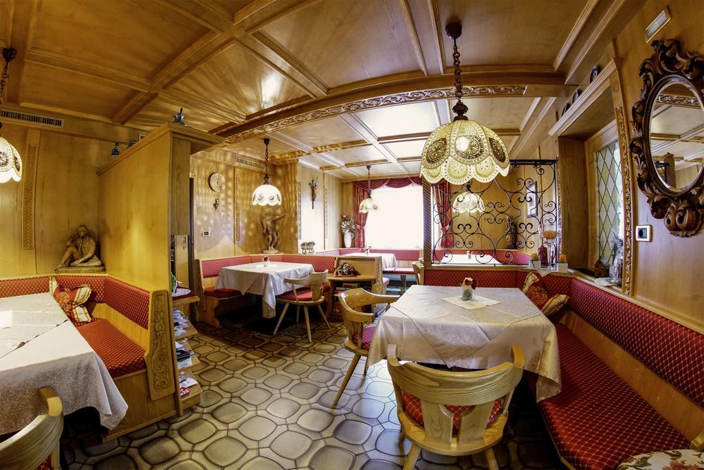 Bed and Breakfast Garni Crepaz Selva di Val Gardena Zewnętrze zdjęcie